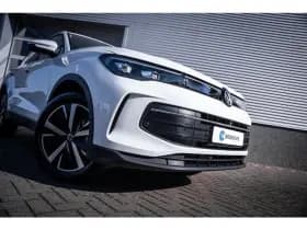 Volkswagen Tiguan thumbnail 5