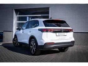 Volkswagen Tiguan thumbnail 8