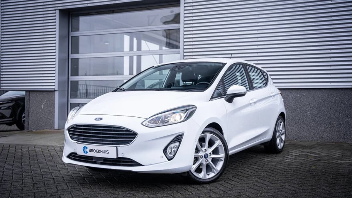 Ford Fiesta — foto 1