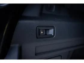 Volkswagen ID.Buzz Cargo thumbnail 13