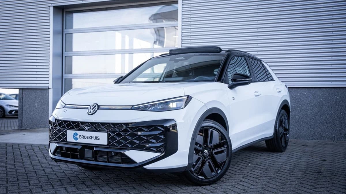 Volkswagen T-Roc — foto 1