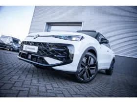 Volkswagen T-Roc thumbnail 2