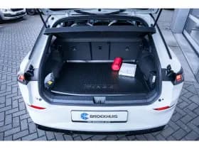 Volkswagen T-Roc thumbnail 14
