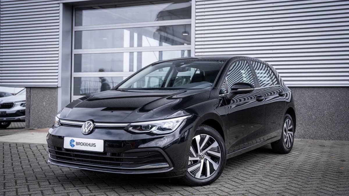 Volkswagen Golf — foto 1
