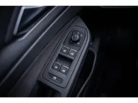 Volkswagen Golf thumbnail 20
