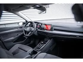 Volkswagen Golf thumbnail 36