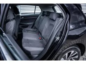 Volkswagen Golf thumbnail 9