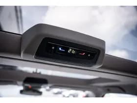 Volkswagen Multivan thumbnail 16