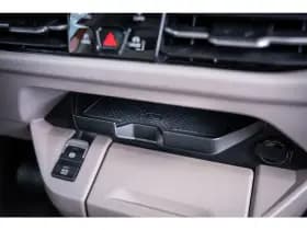 Volkswagen Multivan thumbnail 20