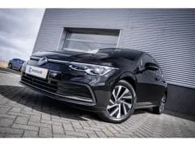 Volkswagen Golf thumbnail 2