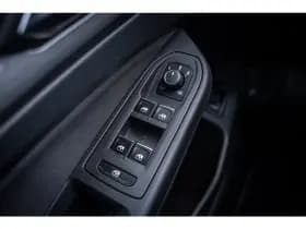 Volkswagen Golf thumbnail 16