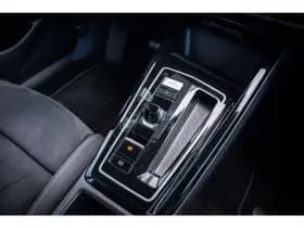 Volkswagen Golf thumbnail 31