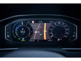 Volkswagen Passat thumbnail 19