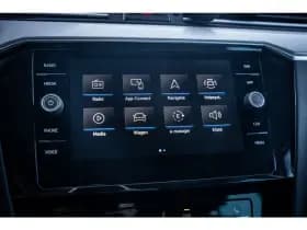 Volkswagen Passat thumbnail 23