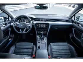 Volkswagen Passat thumbnail 34