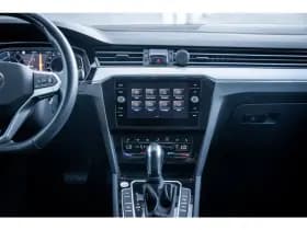 Volkswagen Passat thumbnail 35