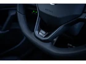 Volkswagen Tiguan thumbnail 32
