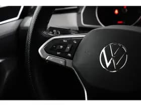 Volkswagen Passat thumbnail 12