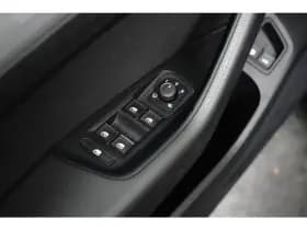 Volkswagen Passat thumbnail 20