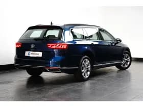 Volkswagen Passat thumbnail 4