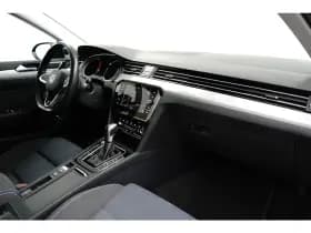 Volkswagen Passat thumbnail 8