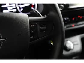 Opel Vivaro thumbnail 13