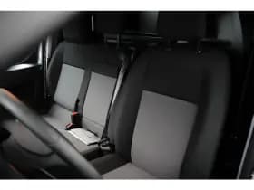 Opel Vivaro thumbnail 3