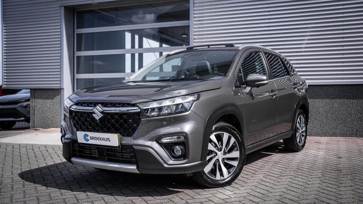 Suzuki S-Cross — foto 1