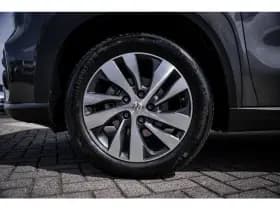 Suzuki S-Cross thumbnail 7