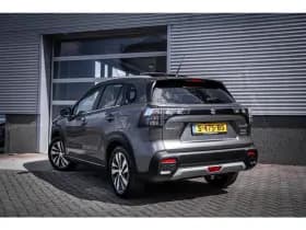 Suzuki S-Cross thumbnail 8