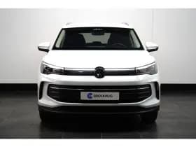 Volkswagen Tiguan thumbnail 2