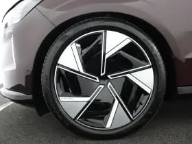 Volvo EX90 thumbnail 32