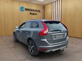 Volvo XC60 thumbnail 2