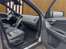 Volvo XC60 thumbnail 15