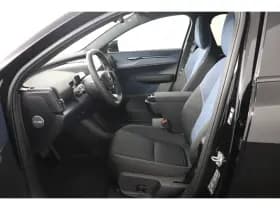 Volvo EX30 thumbnail 3