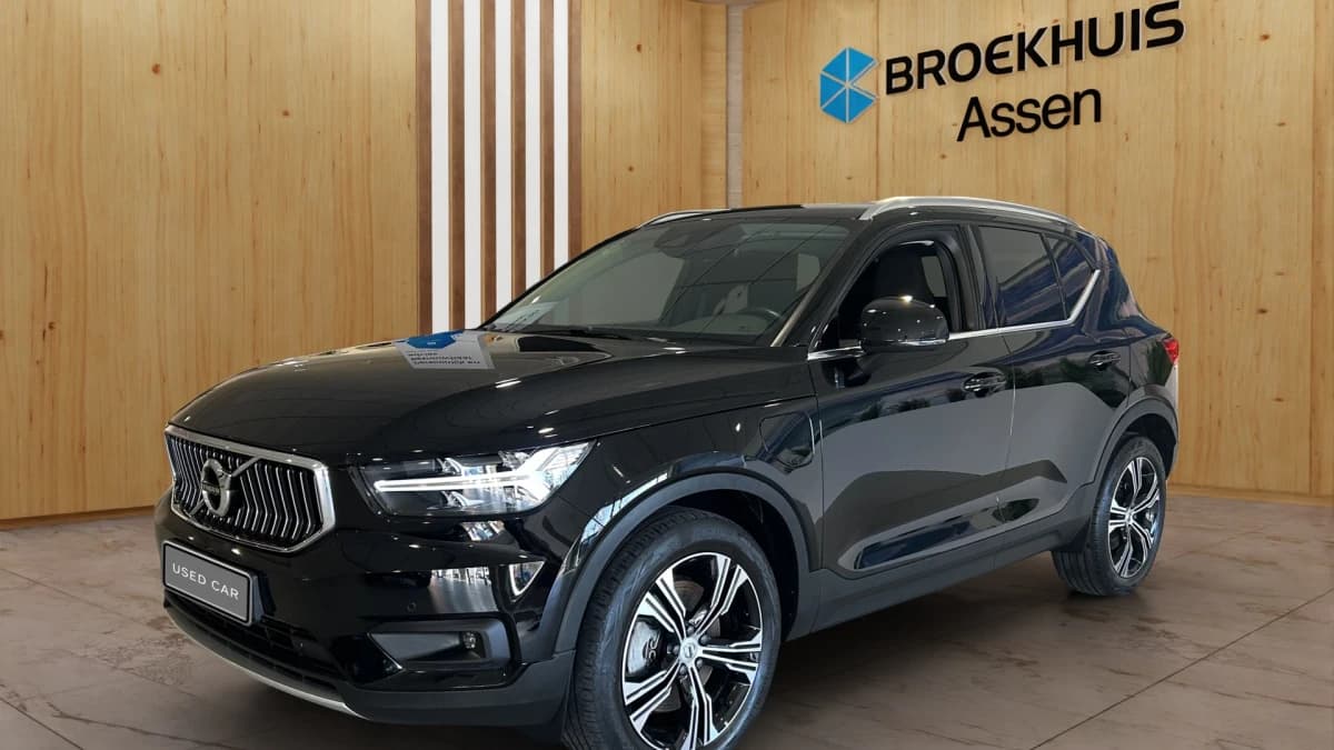 Volvo XC40 — foto 1