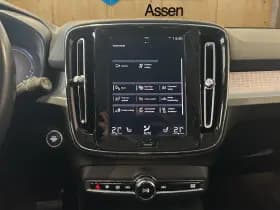 Volvo XC40 thumbnail 13