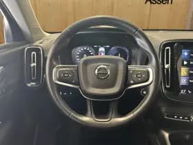 Volvo XC40 thumbnail 15