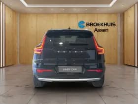 Volvo XC40 thumbnail 4