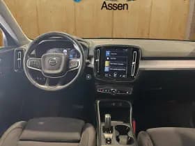 Volvo XC40 thumbnail 7