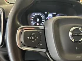 Volvo XC40 thumbnail 10