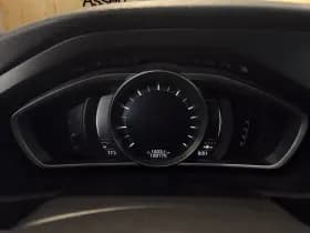 Volvo V40 thumbnail 11