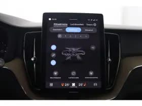 Volvo XC60 thumbnail 12