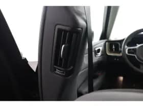 Volvo XC60 thumbnail 18