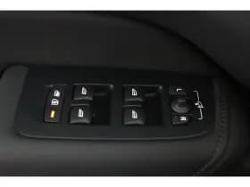 Volvo XC60 thumbnail 39