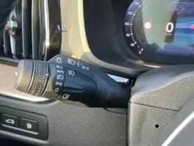 Volvo XC60 thumbnail 35