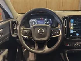 Volvo XC40 thumbnail 8