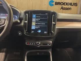 Volvo XC40 thumbnail 9