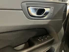 Volvo XC60 thumbnail 12