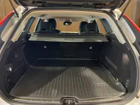Volvo XC60 thumbnail 16